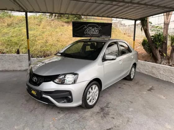 Carro 1.5 X PLUS SEDAN 16V FLEX 4P AUTOMÁTICO