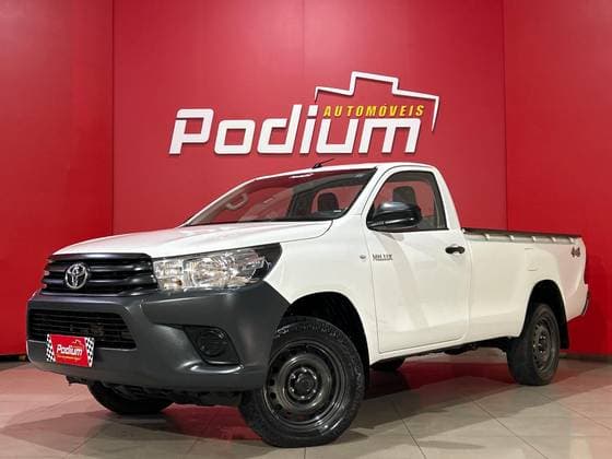 Carro 2.8 D-4D TURBO DIESEL CS 4X4 MANUAL