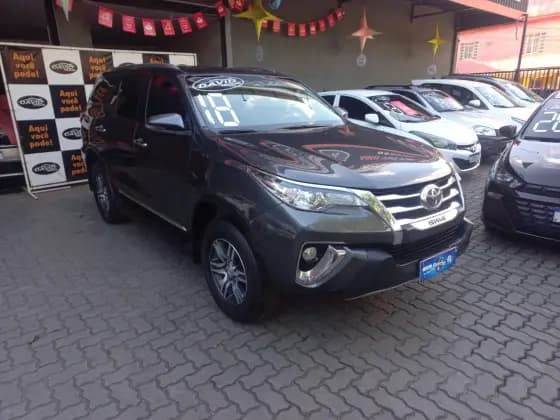 Carro 2.7 SRV 7 LUGARES 4X2 16V FLEX 4P AUTOMÁTICO