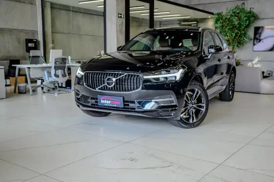 Carro 2.0 T8 HYBRID MOMENTUM AWD GEARTRONIC