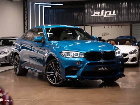 Carro 4.4 M 4X4 COUPÉ V8 32V BI-TURBO GASOLINA 4P AUTOMÁTICO