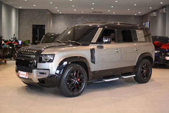 Carro 3.0 D300 TURBO DIESEL MHEV 110 X AWD AUTOMÁTICO