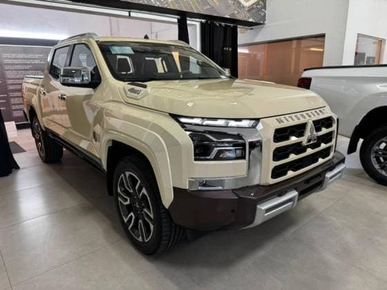 Carro 2.4 BITURBO DIESEL CD TERRA 4X4 AUTOMÁTICO