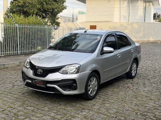 Carro 1.5 X PLUS SEDAN 16V FLEX 4P AUTOMÁTICO