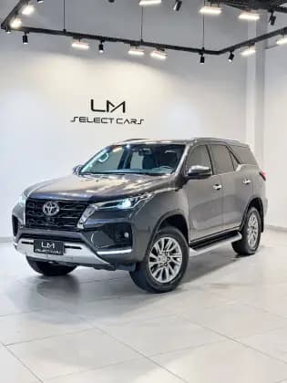 Carro 2.8 D-4D TURBO DIESEL SRX 4X4 AUTOMÁTICO