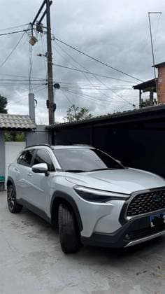 Carro 1.8 VVT-I HYBRID FLEX XRX CVT