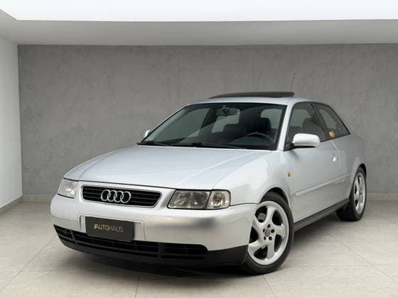 Carro 1.8 20V GASOLINA 2P MANUAL