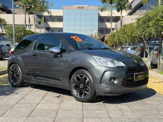 Carro 1.6 THP GASOLINA SPORT CHIC MANUAL