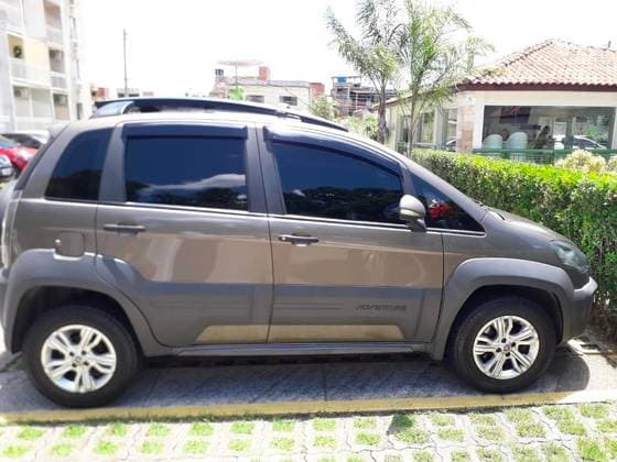 Carro 1.8 MPI ADVENTURE 16V FLEX 4P MANUAL