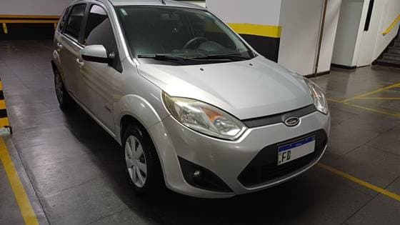 Carro 1.6 MPI HATCH 8V FLEX 4P MANUAL
