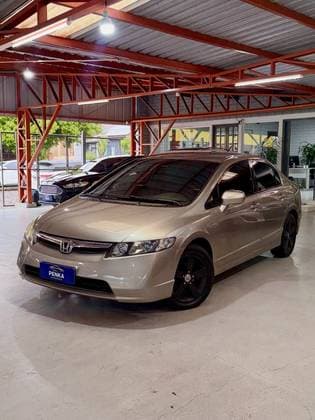 Carro 1.8 LX 16V GASOLINA 4P MANUAL