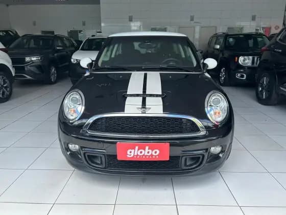 Carro 1.6 COUPÉ JOHN COOPER WORKS 16V TURBO GASOLINA 2P AUTOMÁTICO