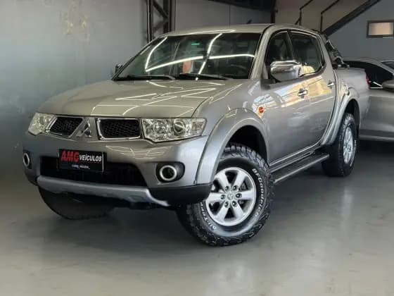 Carro 3.2 HPE 4X4 CD 16V TURBO INTERCOOLER DIESEL 4P AUTOMÁTICO