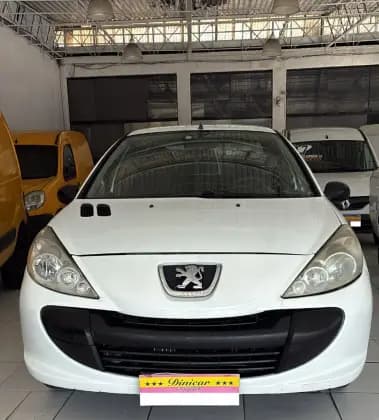 Carro 1.4 X-LINE FLEX 2P MANUAL