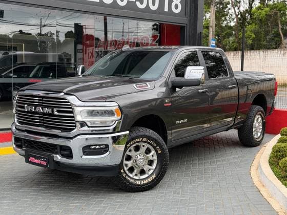 Carro 6.7 I6 TURBO DIESEL LARAMIE CD 4X4 AUTOMÁTICO