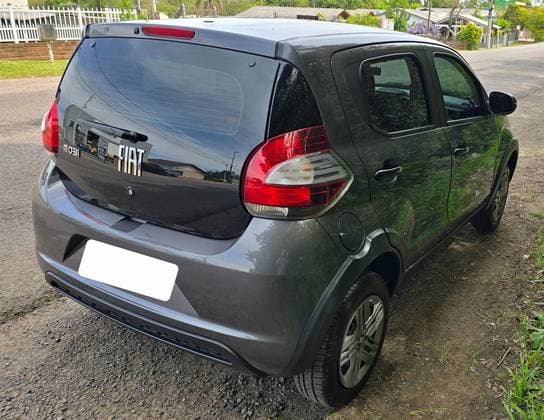 Carro 1.0 FIREFLY FLEX LIKE. MANUAL