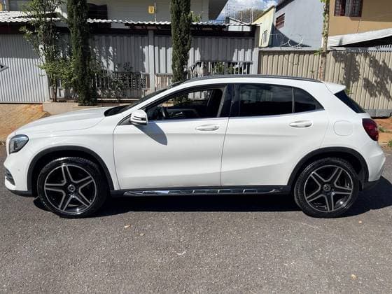 Carro 2.0 CGI GASOLINA SPORT 4MATIC 7G-DCT