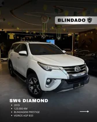Carro 2.8 SRX DIAMOND 4X4 7 LUGARES 16V TURBO INTERCOOLER DIESEL 4P AUTOMÁTICO