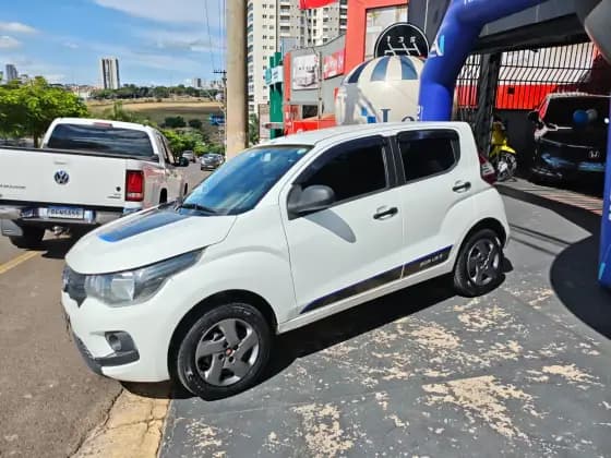 Carro 1.0 EVO FLEX LIKE. MANUAL