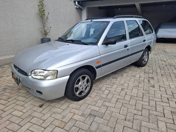 Carro 1.8 GL SW 16V GASOLINA 4P MANUAL
