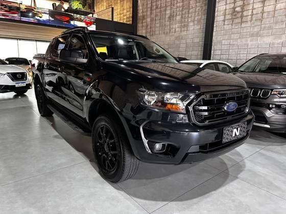 Carro 2.2 BLACK 4X2 CD 16V DIESEL 4P AUTOMÁTICO