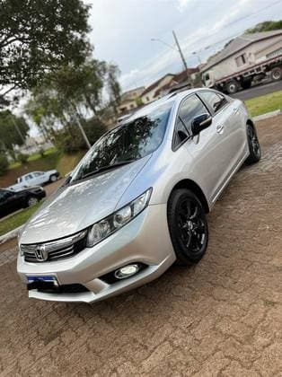 Carro 1.8 EXS 16V FLEX 4P AUTOMÁTICO