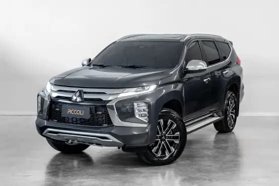 Carro 2.4 16V MIVEC TURBO DIESEL HPE-S AWD AUTOMÁTICO
