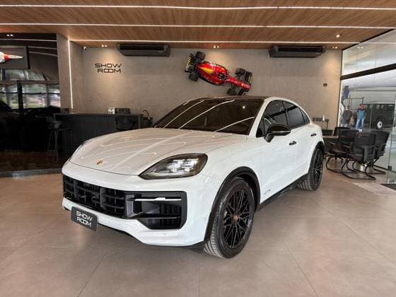 Carro 4.0 V8 GASOLINA GTS COUPÉ AWD TIPTRONIC S