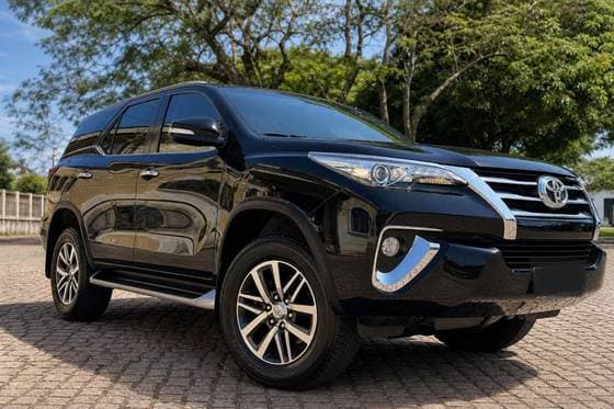 Carro 2.8 SRX 4X4 7 LUGARES 16V TURBO INTERCOOLER DIESEL 4P AUTOMÁTICO