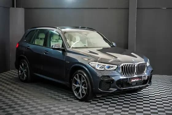 Carro 3.0 I6 TURBO HÍBRIDO XDRIVE45E M SPORT AUTOMÁTICO