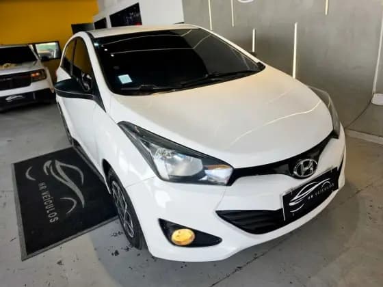 Carro 1.0 COMFORT PLUS 12V FLEX 4P MANUAL