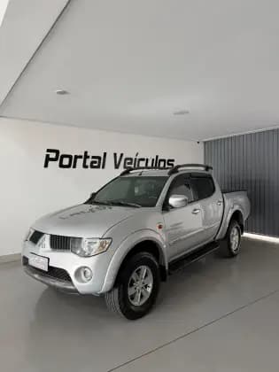 Carro 3.2 HPE 4X4 CD 16V TURBO INTERCOOLER DIESEL 4P AUTOMÁTICO
