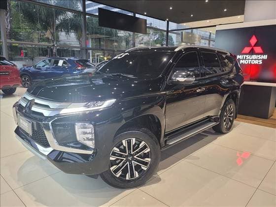 Carro 2.4 16V MIVEC TURBO DIESEL HPE-S AWD AUTOMÁTICO
