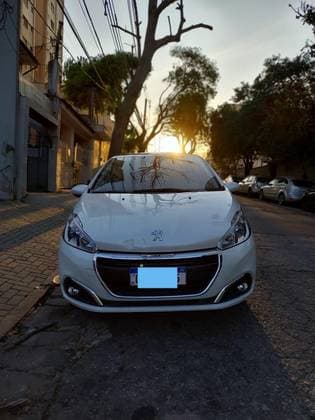 Carro 1.6 GRIFFE 16V FLEX 4P AUTOMÁTICO