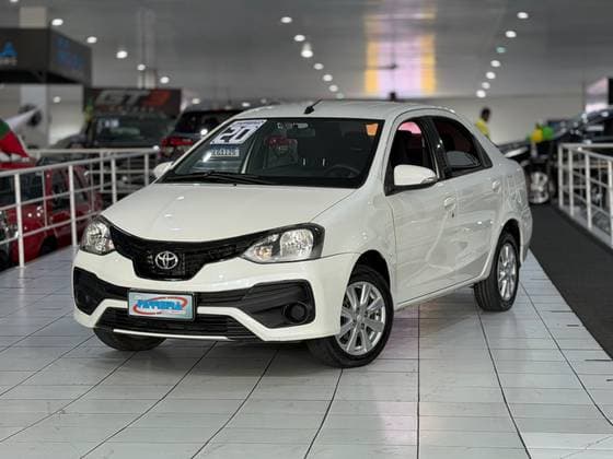 Carro 1.5 X PLUS SEDAN 16V FLEX 4P AUTOMÁTICO