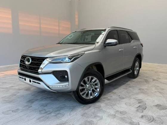 Carro 2.8 D-4D TURBO DIESEL SRX 4X4 AUTOMÁTICO