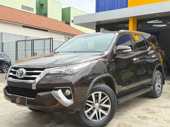 Carro 2.8 SRX 4X4 16V TURBO INTERCOOLER DIESEL 4P AUTOMÁTICO