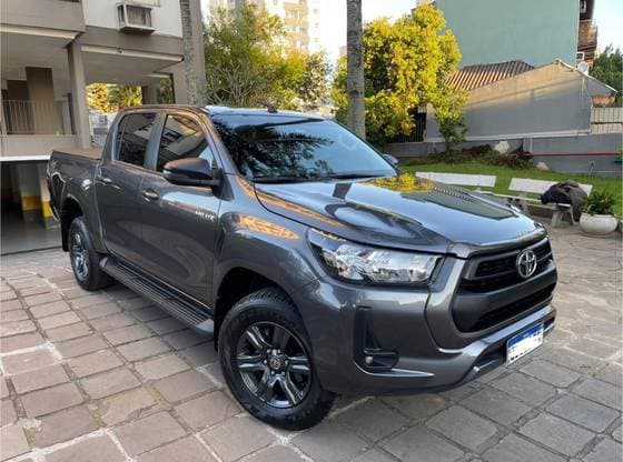 Carro 2.8 D-4D TURBO DIESEL CD SR 4X4 AUTOMÁTICO