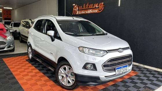 Carro 2.0 TITANIUM 16V FLEX 4P POWERSHIFT