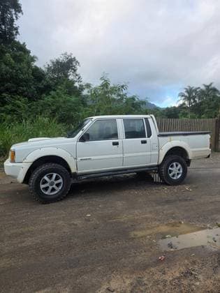 Carro 2.5 GLS 4X4 CD 8V TURBO DIESEL 4P MANUAL