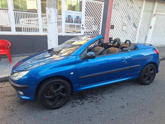 Carro 1.6 CC 16V GASOLINA 2P MANUAL