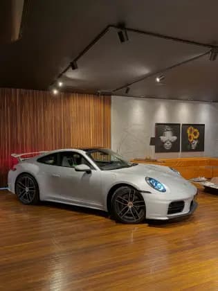 Carro 3.0 24V H6 GASOLINA CARRERA PDK