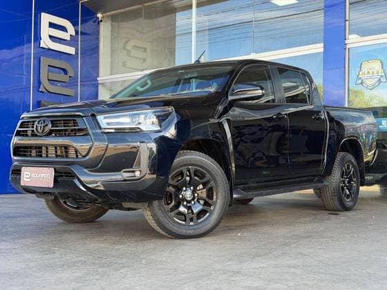 Carro 2.8 D-4D TURBO DIESEL CD SRV 4X4 AUTOMÁTICO