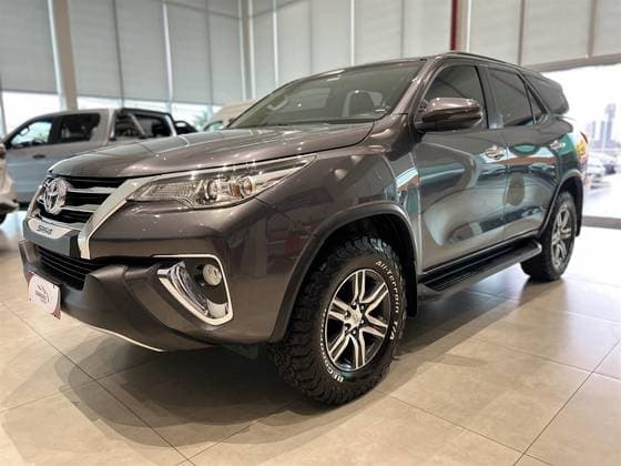 Carro 2.7 SRV 7 LUGARES 4X2 16V FLEX 4P AUTOMÁTICO
