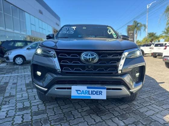 Carro 2.8 D-4D TURBO DIESEL SRX 7L 4X4 AUTOMÁTICO