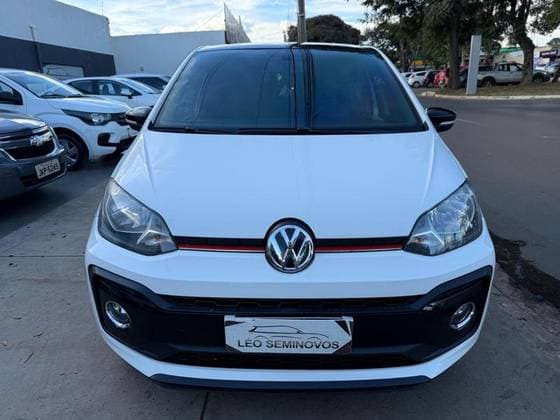 Carro 1.0 TSI PEPPER 12V FLEX 4P MANUAL