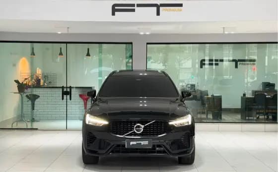 Carro 2.0 T8 RECHARGE ULTIMATE DARK AWD GEARTRONIC