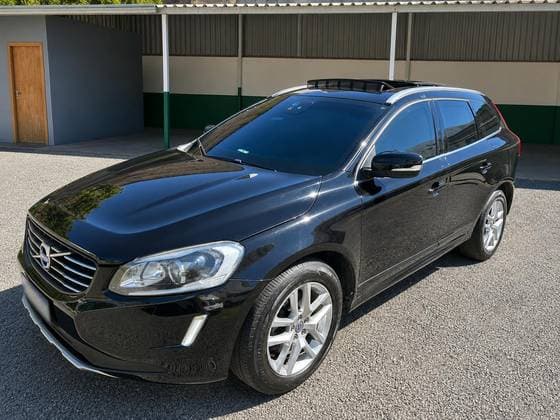 Carro 2.0 T5 MOMENTUM GASOLINA 4P AUTOMÁTICO