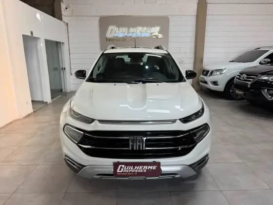 Carro 2.0 16V TURBO DIESEL VOLCANO 4WD AT9