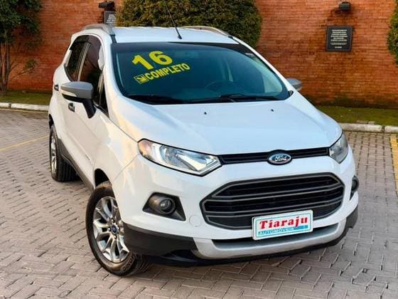 Carro 1.6 FREESTYLE 16V FLEX 4P POWERSHIFT
